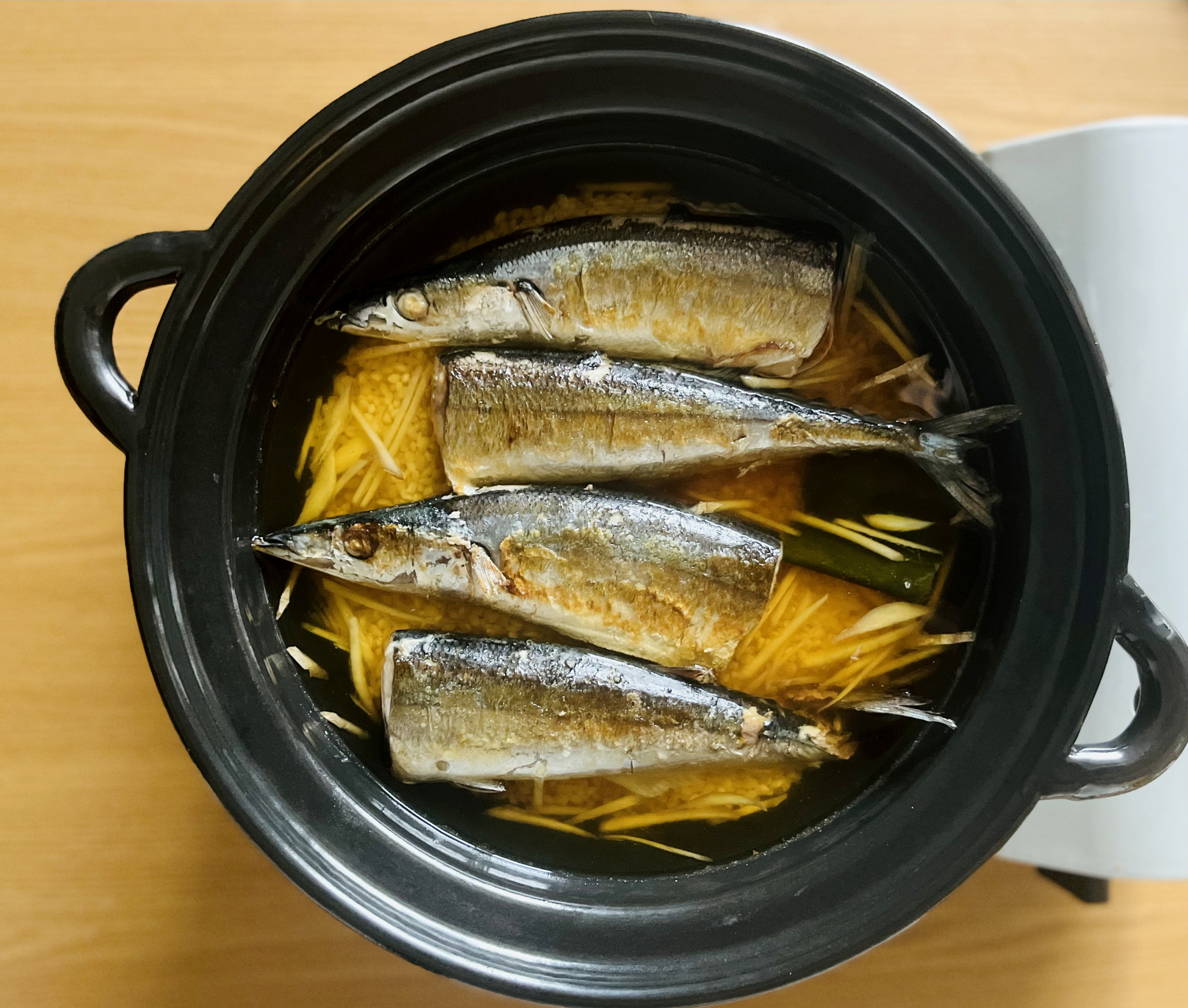 さんまご飯の炊き上がり前